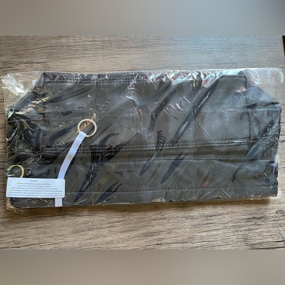 NIP: A medium black Nylon tote organizer with 13 pockets - Picture 4 of 5